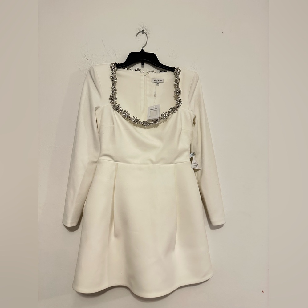 NADINE MERABI White Dress with Silver Embellishments - Picture 3 of 5